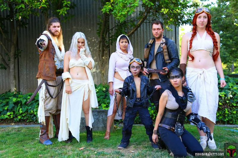 Illustration for article titled Full-Blooded Mad Max Cosplay